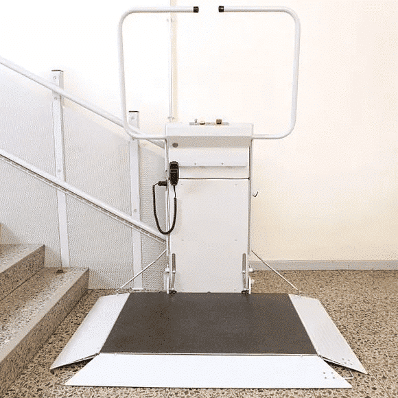 Plataforma salvaescaleras DELTA